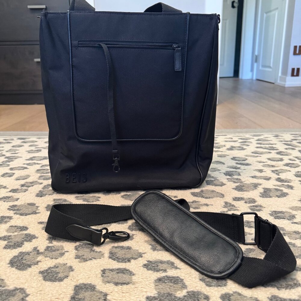 BEIS - The North To South Tote in Black